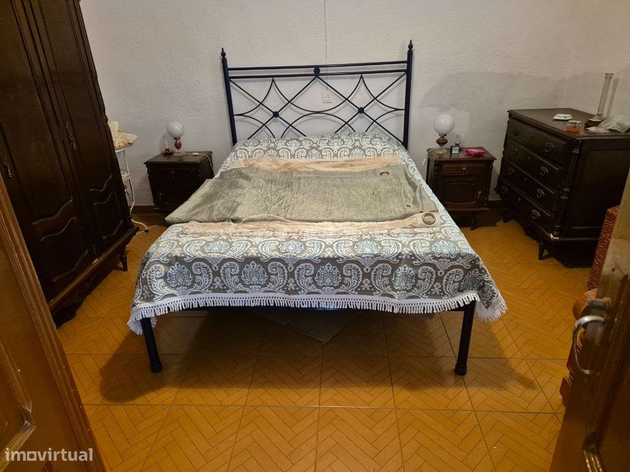 Excelente moradia terrea com 2 logradouros na Aldeia dos Fernandes-12