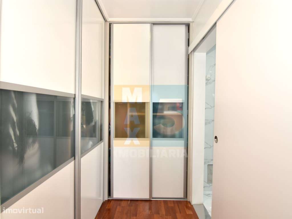 T3 Urb. Almirante terraço 38 m2- Futuro metro a 3 min (a pé), estac...-16