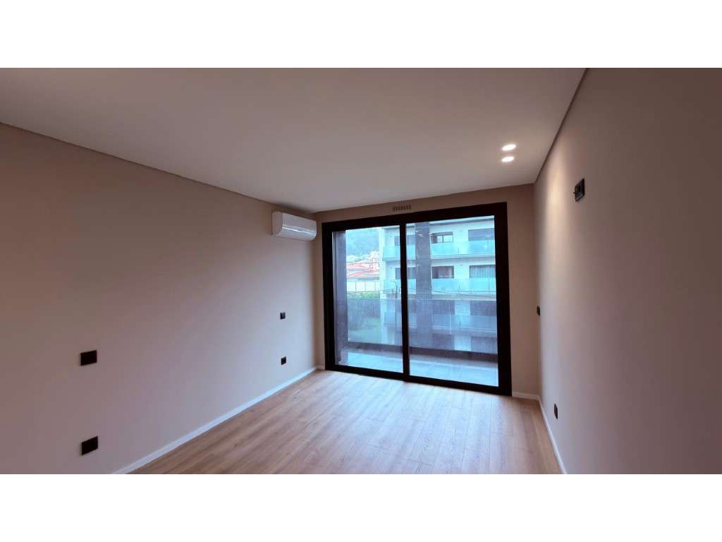 Apartamento T1 novo no Empreendimento Cagide-15