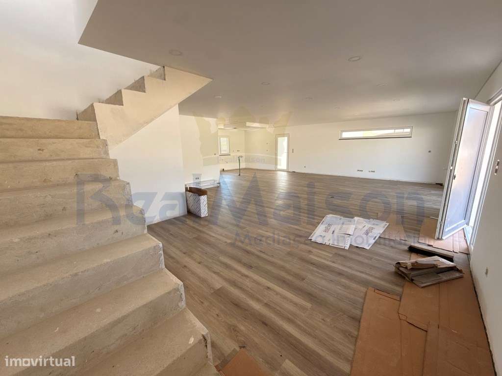 Moradia T4 - Nova Construção - Terrugem (Sintra)-9