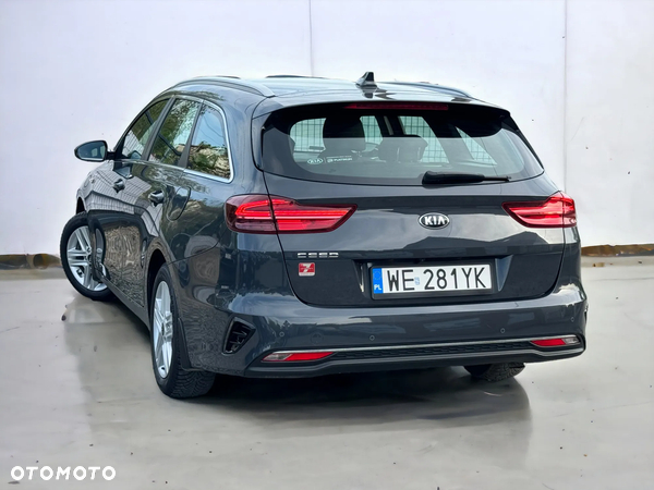 Kia Ceed 1.6 CRDi SCR M - 3