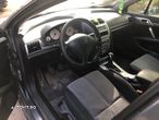 Dezmembrez Peugeot 407 1.6 HDI gri bleo 2006 - 8