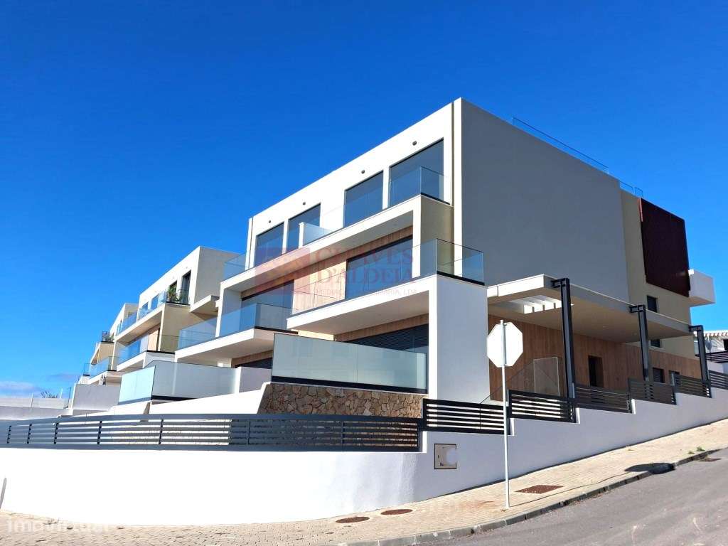 Ericeira - Moradia T4 a estrear - Conforto, Piscina e Vista 180º'-5