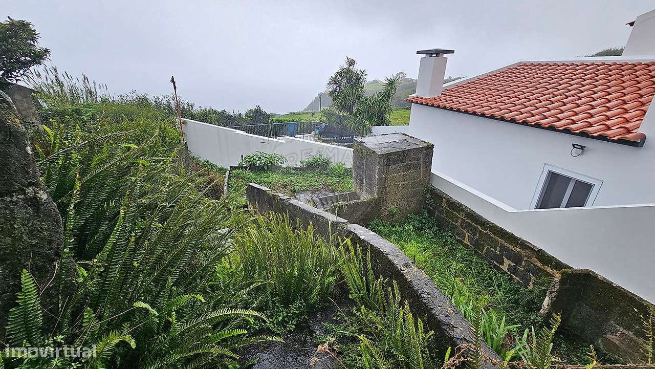 Moradia T2 para venda-5