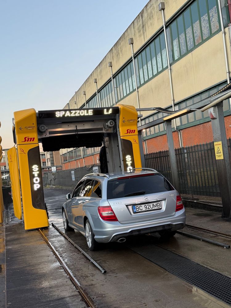 Mercedes-Benz C W204 [2007 - 2015] 220 CDI 7G-TRONIC Avantgarde Edition 2013