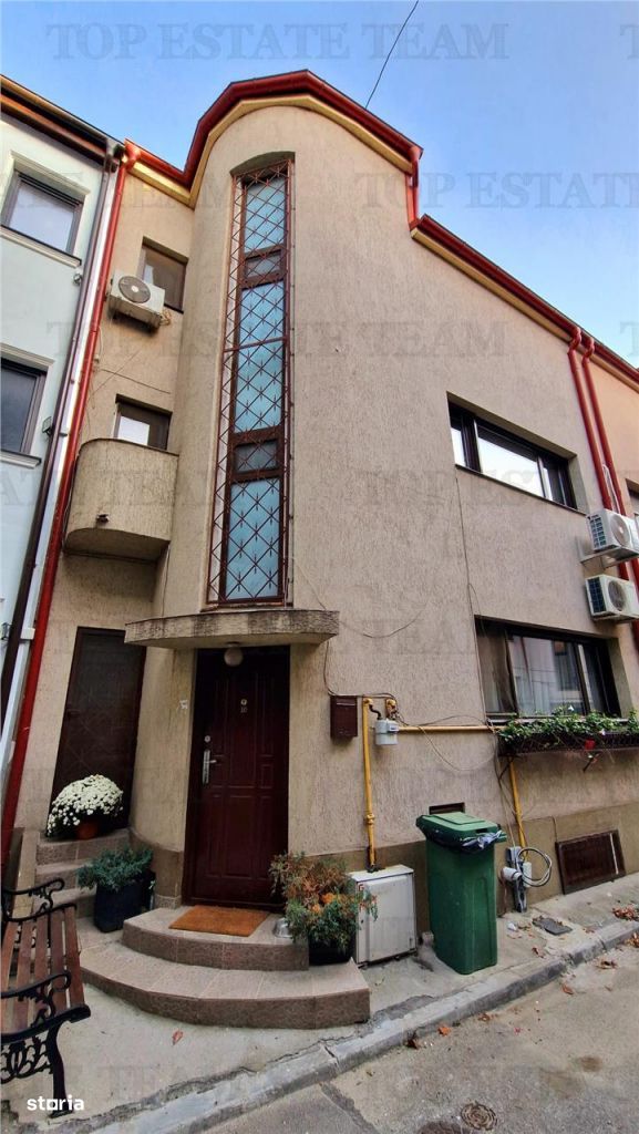 Townhouse de vanzare in zona Ferdinand