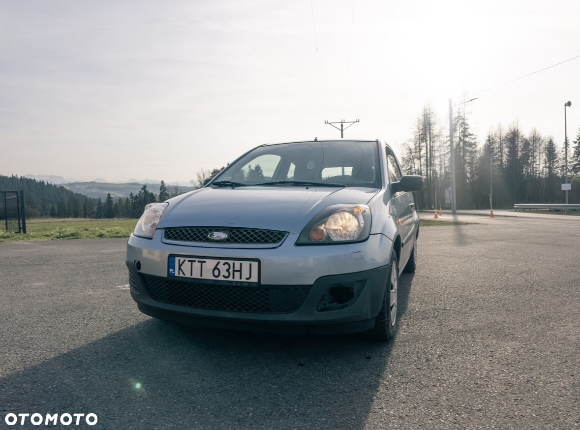 Ford Fiesta 1.3 - 4