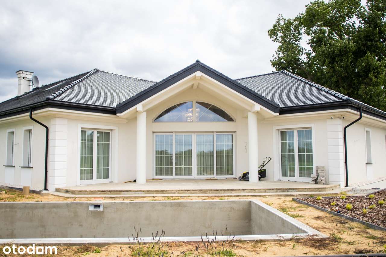 DOBROSZYCE - Rezydencja z basenem-19