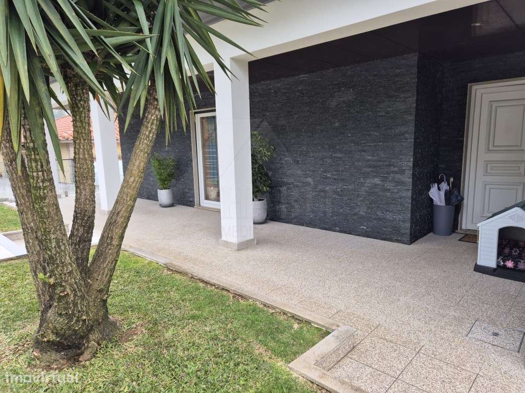 Moradia Térrea T3 - Grande imagem: 3/29