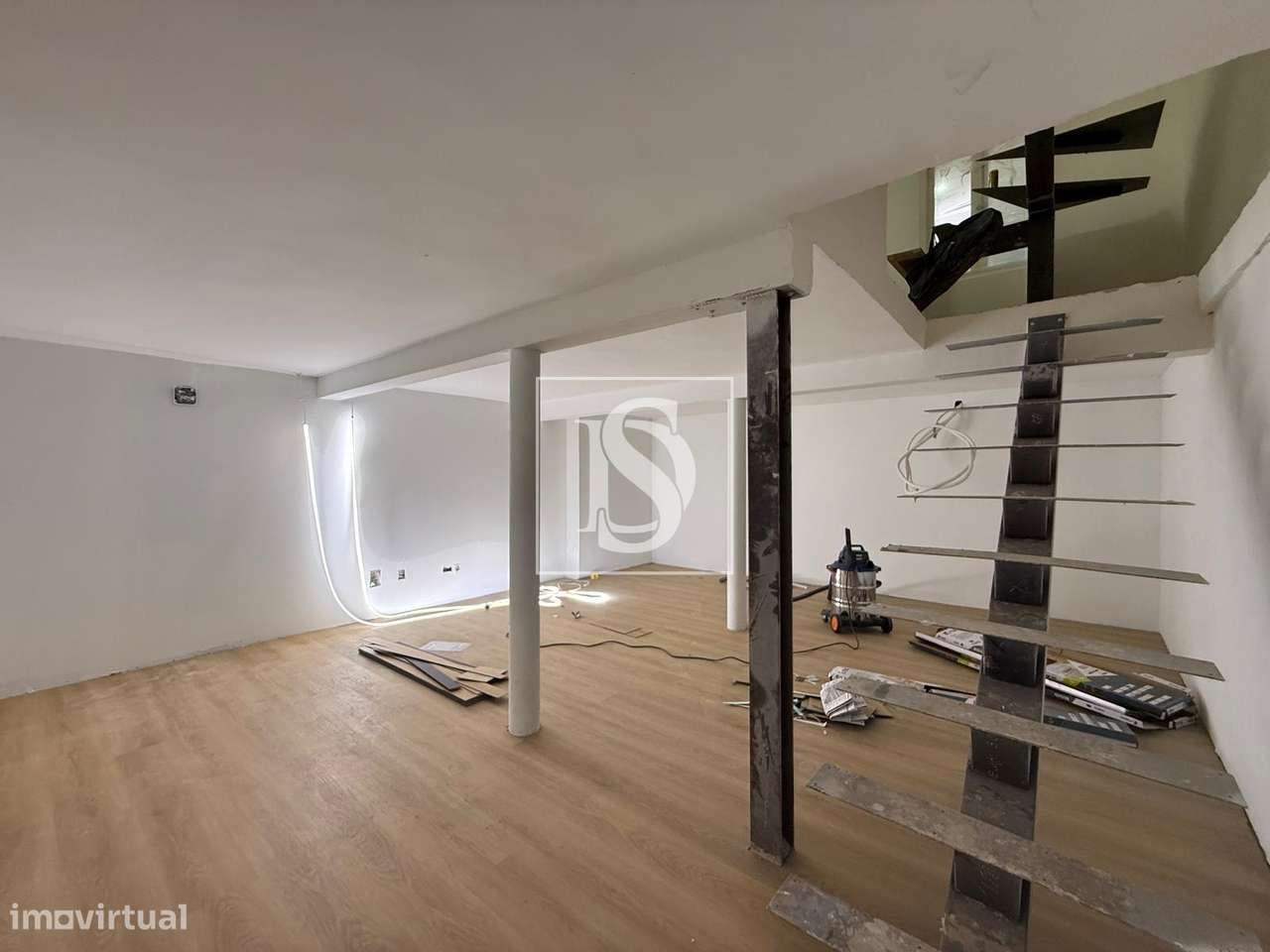 ✨ Moradia T3 Totalmente Renovada no Centro de Santarém ✨-3