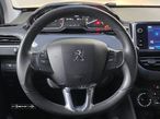 Peugeot 2008 1.2 PureTech Style - 9