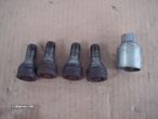 Kit Pernos/Parafusos/Porcas Anti-Roubo Alfa Romeo Gt (937_) - 2