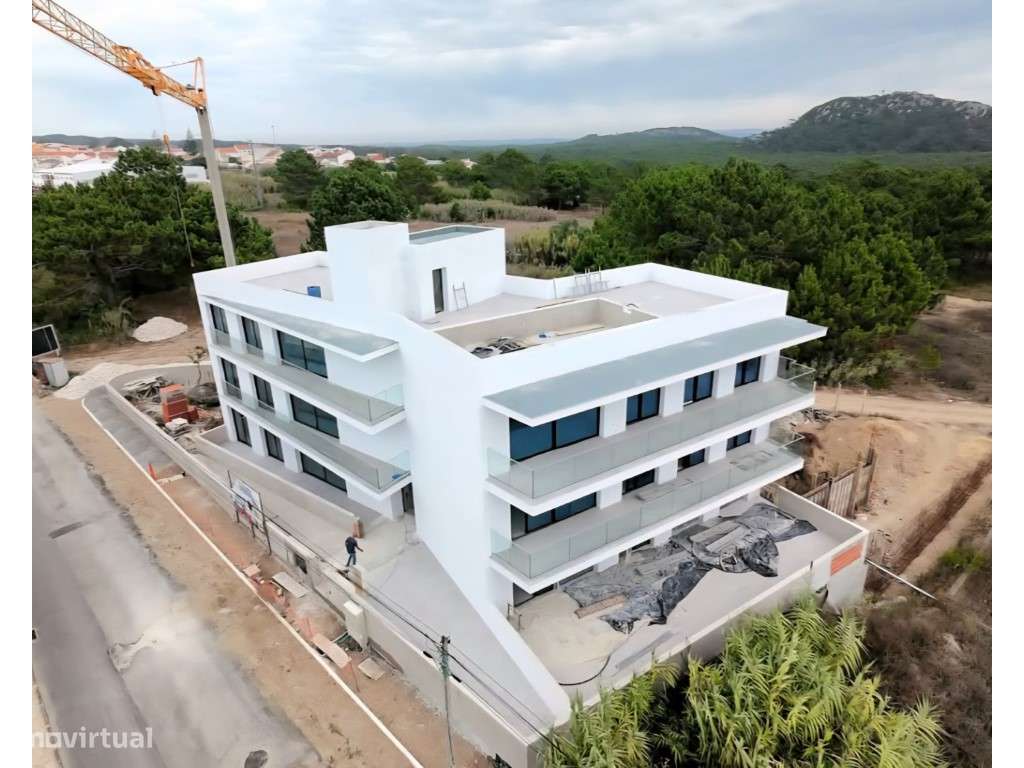 Apartamento T2 novo, com vista sobre a Nazaré e o Oceano - Grande imagem: 2/12