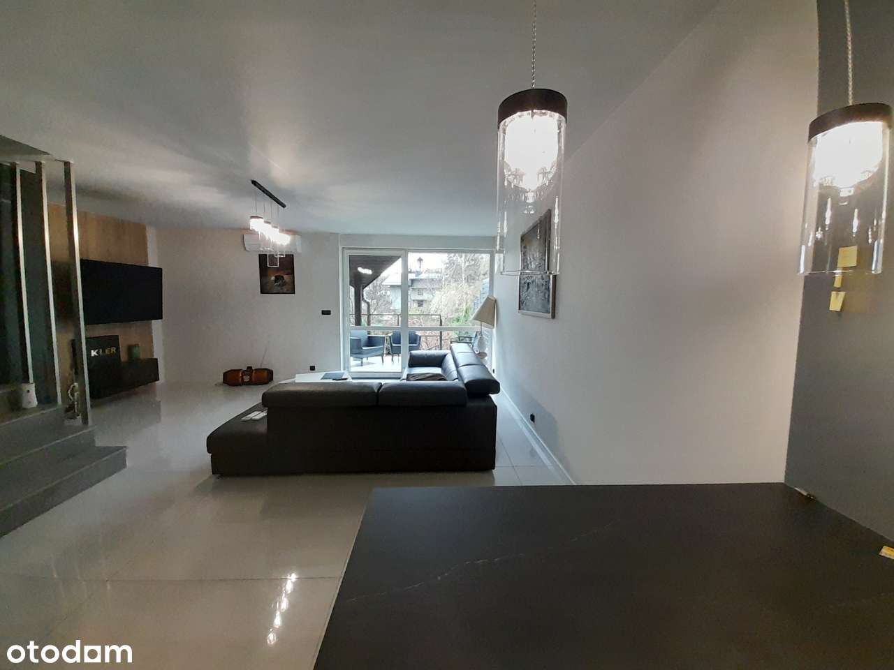 Komfortowy dom w zabudowie szeregowej.-3