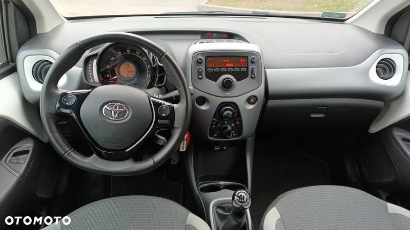 Toyota Aygo - 10