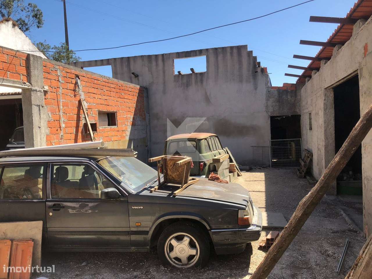 Moradia T7 em Coimbra para restaurar-23