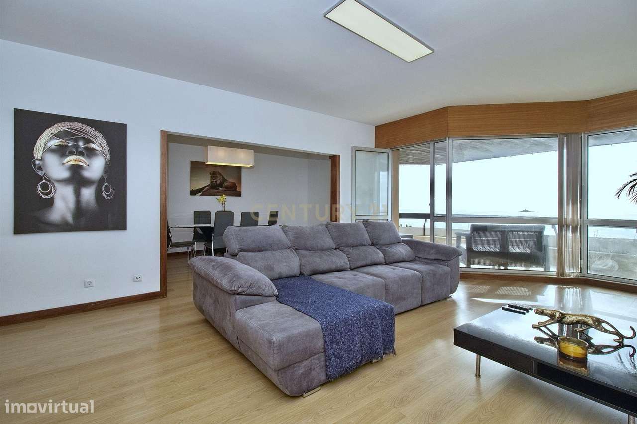 Magnífico Apartamento T3 com vista direta de mar!-13