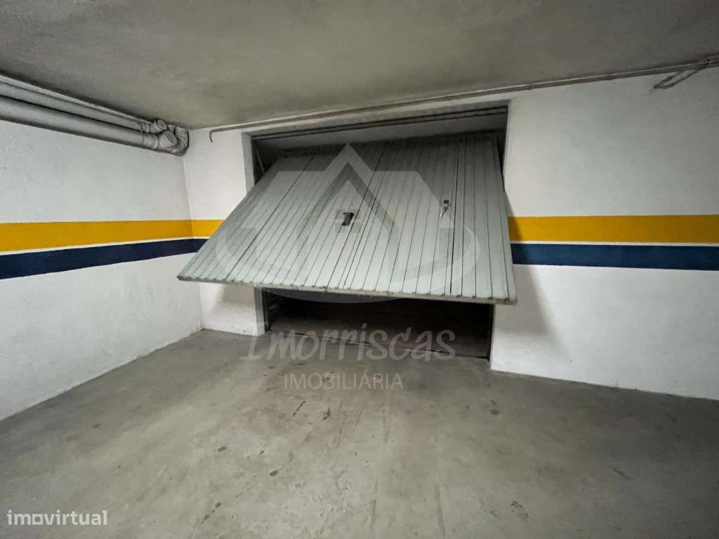 Apartamento T3 com box no Forte da Casa-29