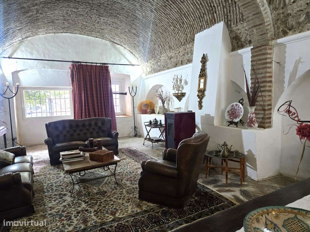 Quinta T5 com vista deslumbrante, a poucos minutos do centro de Elvas-9