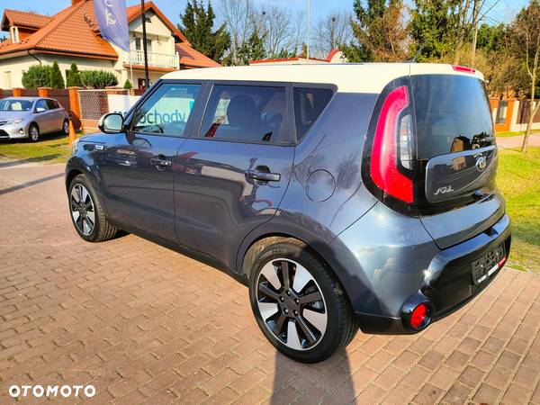 Kia Soul 1.6 CRDI Dream Team Edition - 4