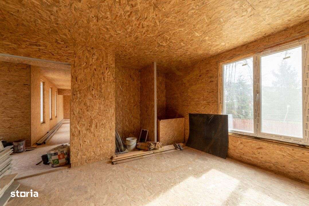 Casa moderna cu 5 camere intr-o zona linistita de deal - Imagine principală: 3/12