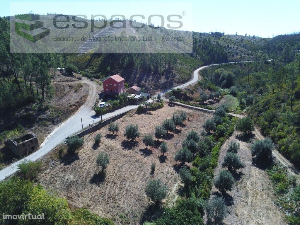 Herdade com moinho e casa de habitação - Cambas (Oleiros)