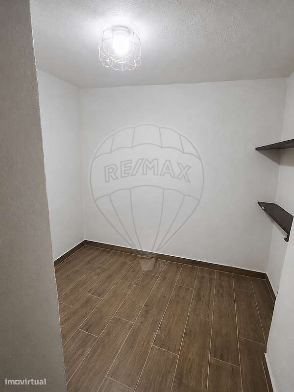 Moradia T2 para venda-6