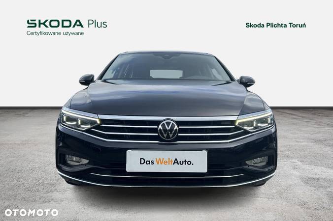 Volkswagen Passat 2.0 TDI EVO Elegance DSG - 8