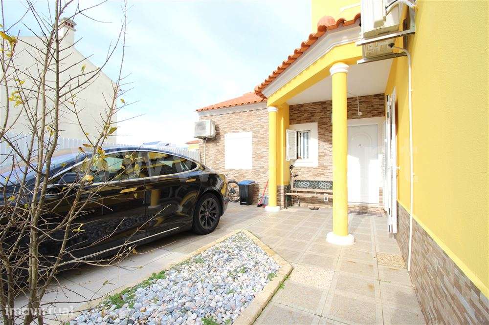 Moradia em Banda V2+1, Venda-28