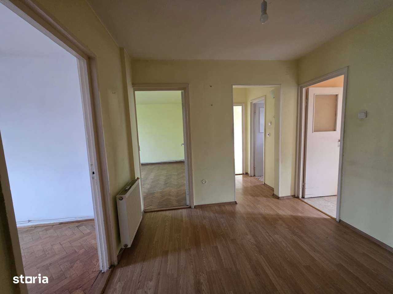 Apartament 3 camere decomandat suprafata 73mp–Deva, str. Progresului-6