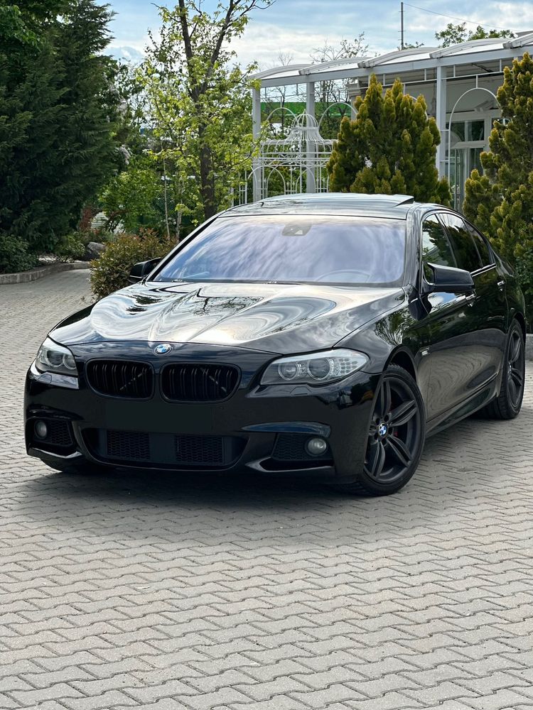 BMW 5 Series F10/F11/F07 [2010 - 2017] 530d 2012