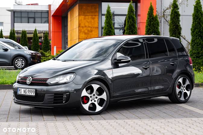 Volkswagen Golf VI 2.0 TSI GTI DSG - 12