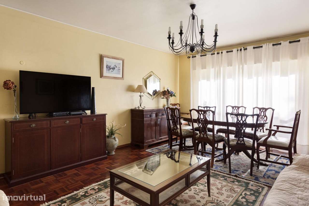 Apartamento Mobilado - Lumiar - Grande imagem: 4/29