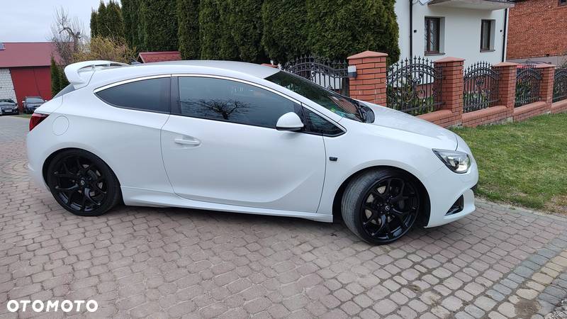 Opel Astra IV GTC OPC - 2