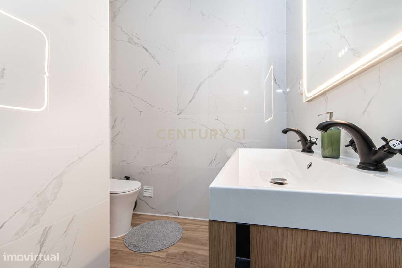 Apartamento Renovado em Samora Correia, Benavente-13