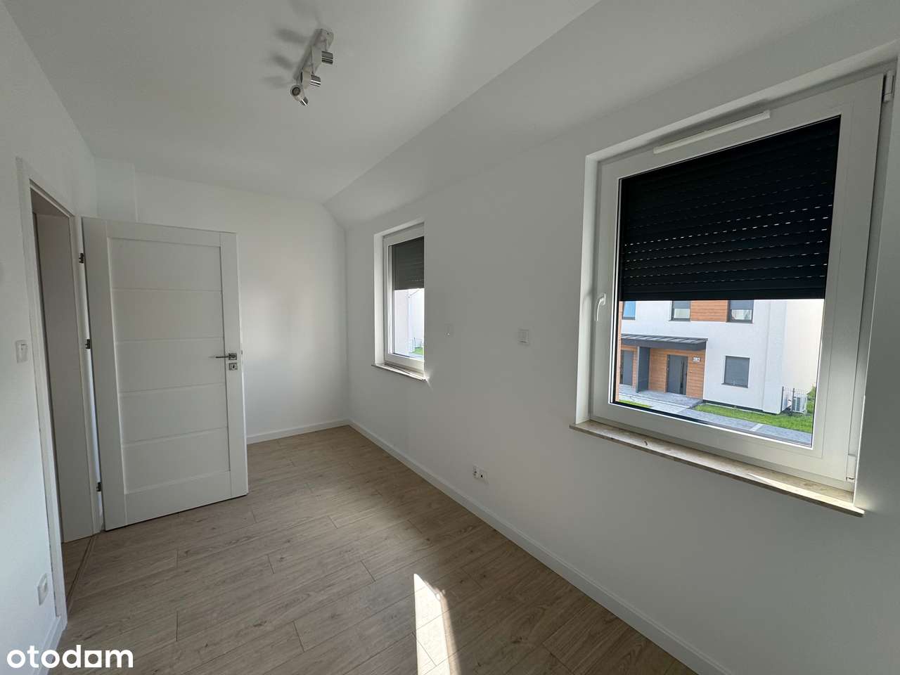 GOTOWY do zamieszkania  Domek pod Lasem, OGRÓDEK, 2 miejsca postojowe-14