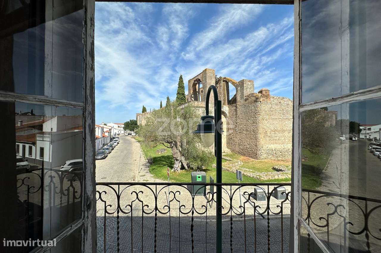 Palacete no Centro histórico de Serpa - Grande imagem: 2/42