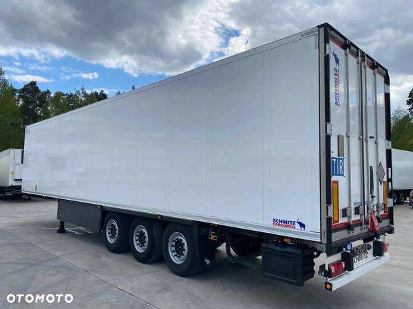 Schmitz Cargobull Chłodnia Doppelstock - podwójny załadunek z Carrier Vector 1550 - 5