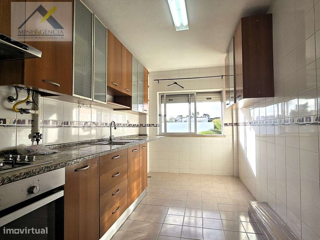 Apartamento T2 na Quinta de St. António em Setúbal-10