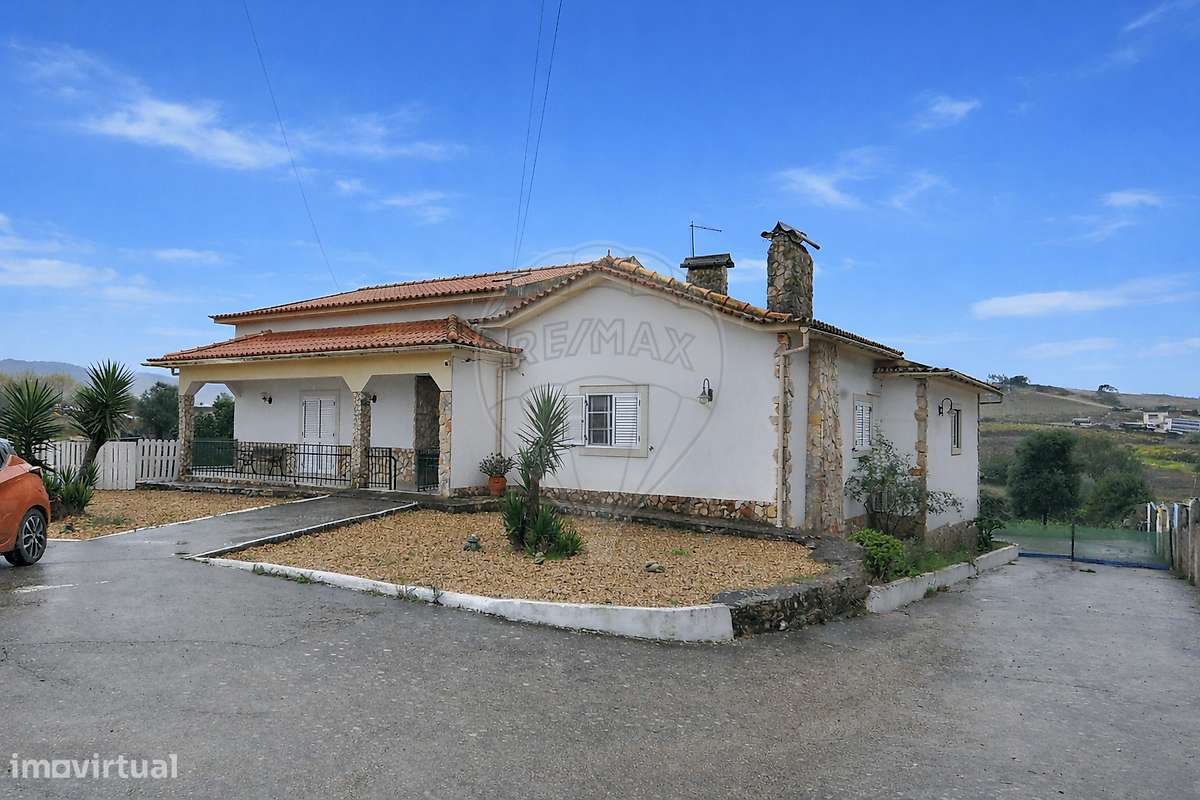 Moradia T4 para venda - Grande imagem: 2/3