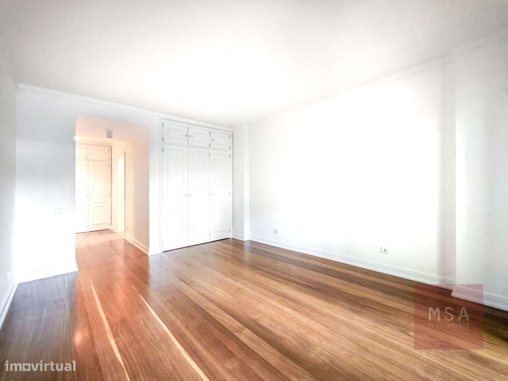 Fantástico apartamento T3 no Condomínio do Lago, Monte Estoril.-8