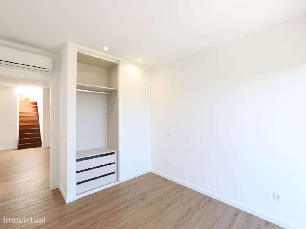 Apartamento T3 Duplex Novo com terraço privado com piscina no Prédi...-19