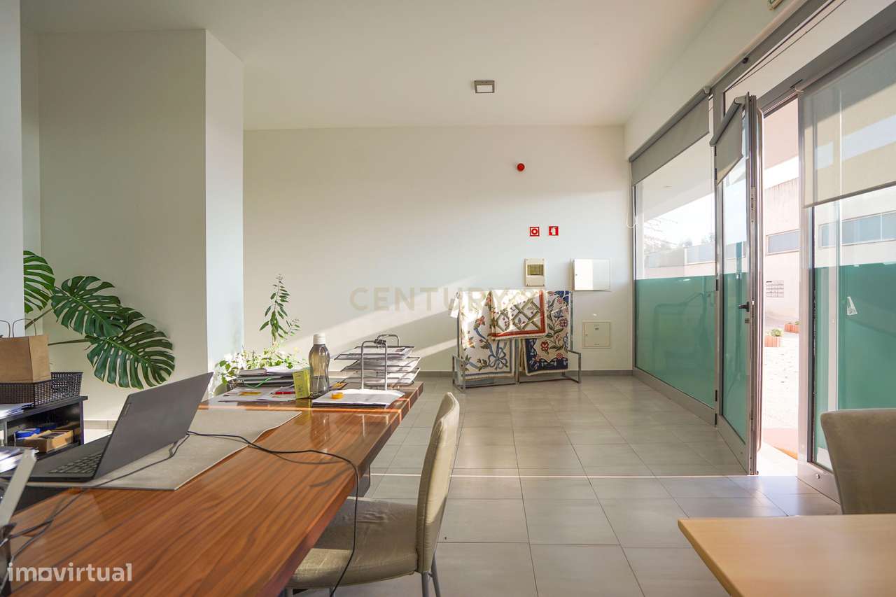 Loja - Vila Nova de Poiares - Grande imagem: 5/12