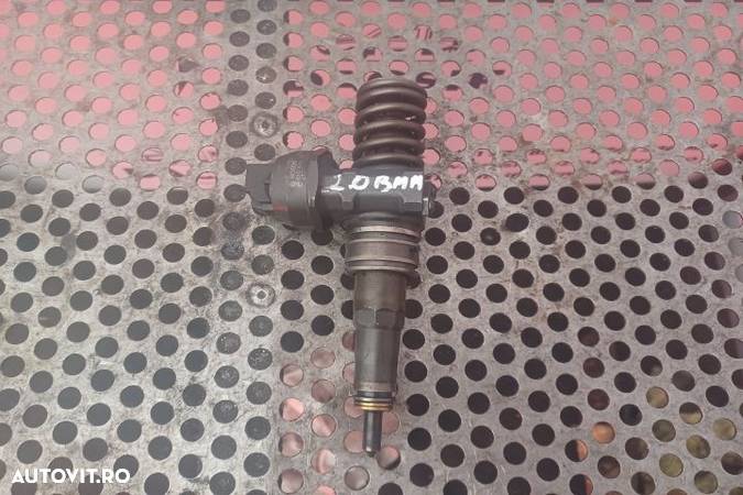 Injector motorina 1.9 BLS Volkswagen VW Touran 1 (facelift)  [din 2006 pana  2010] seria Minivan 5- - 1