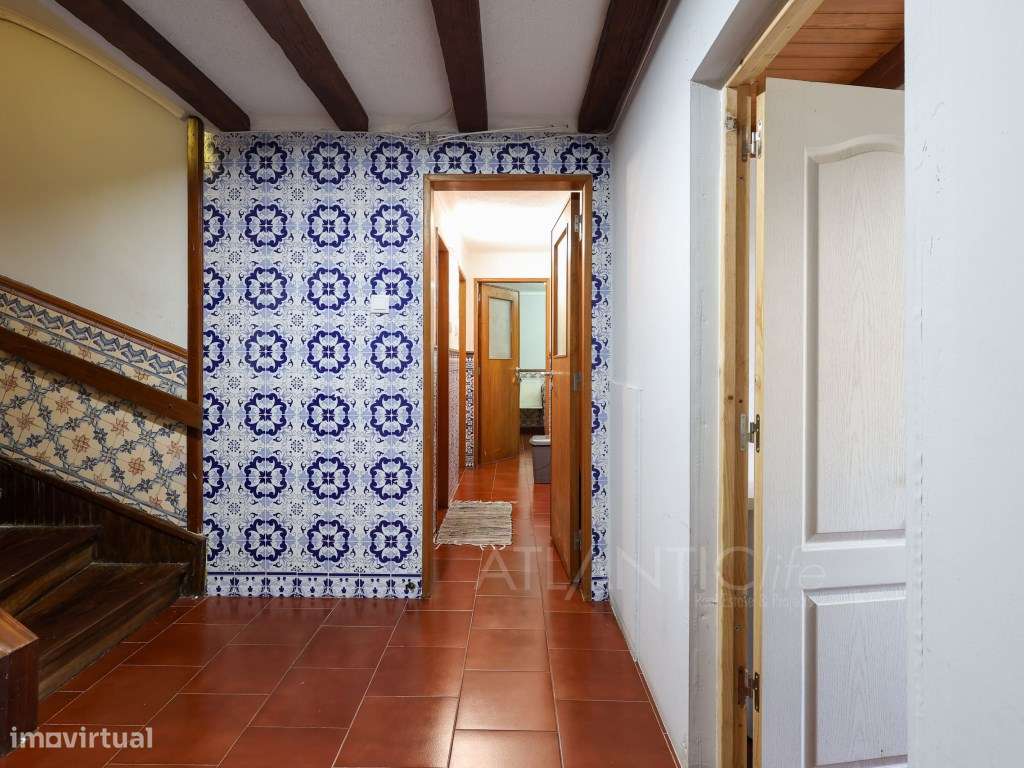 Moradia T6 em Monte Abraão-32