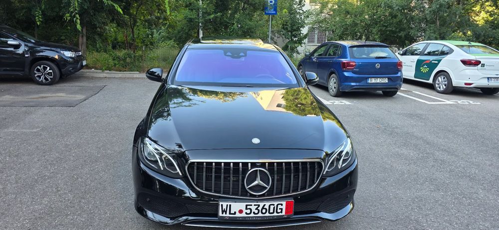 Mercedes-Benz E 220 d 9G-TRONIC AMG Line 2017
