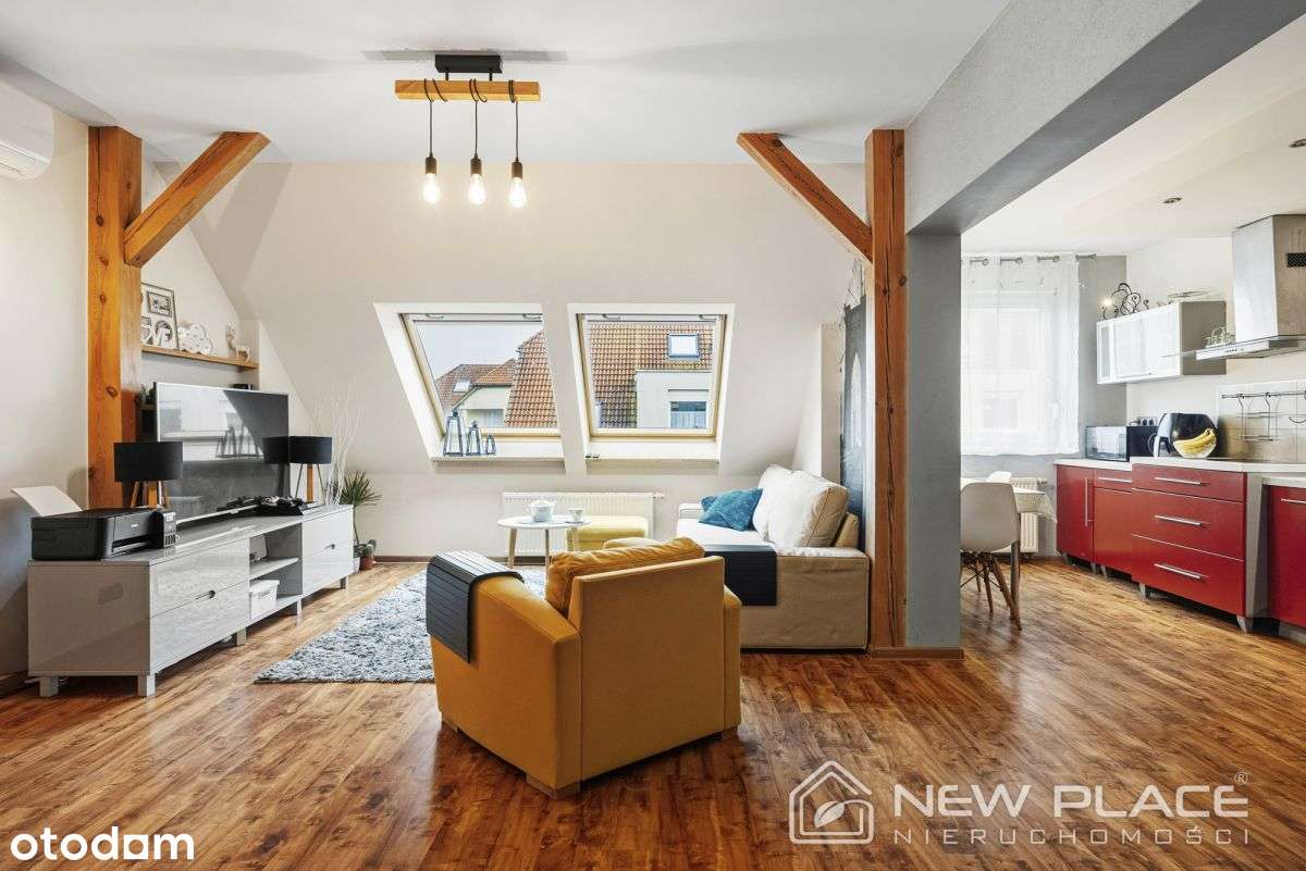 Dwupoziomowy 3 pokojowy apartament z klimatyzacją-7