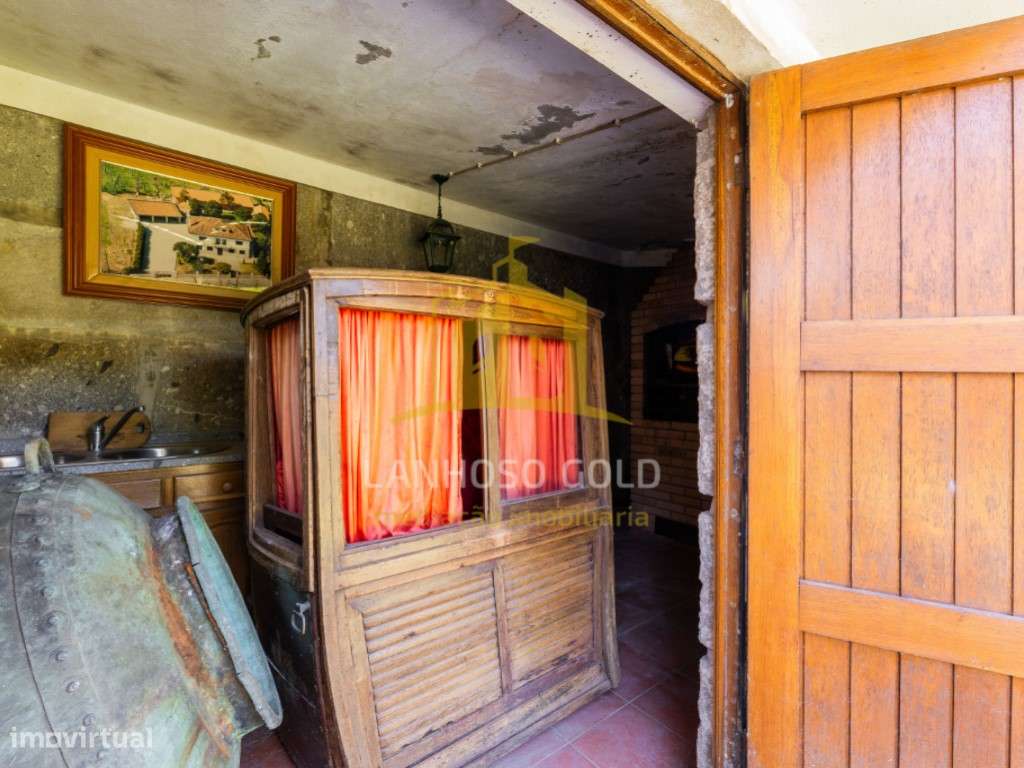 Encantadora Moradia T4 em Pedra Campos e Louredo-25