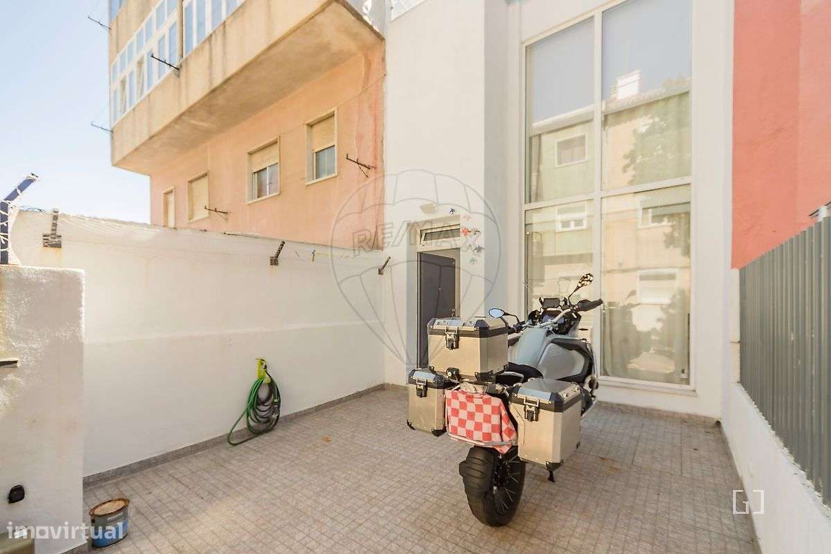 Moradia T1 para venda-22