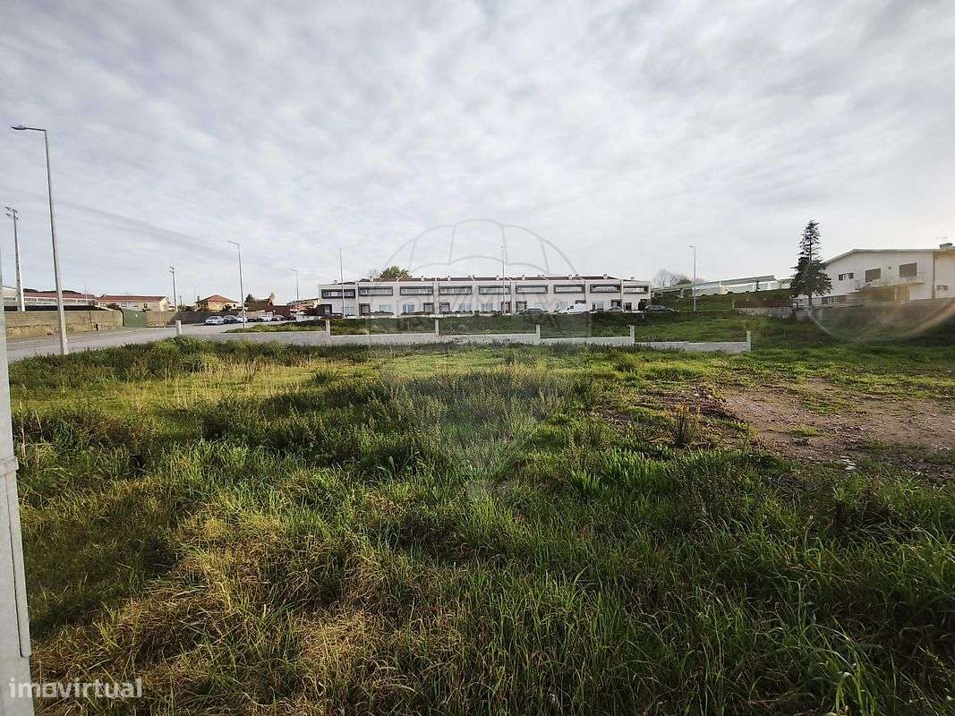 Terreno  para venda - Grande imagem: 2/4